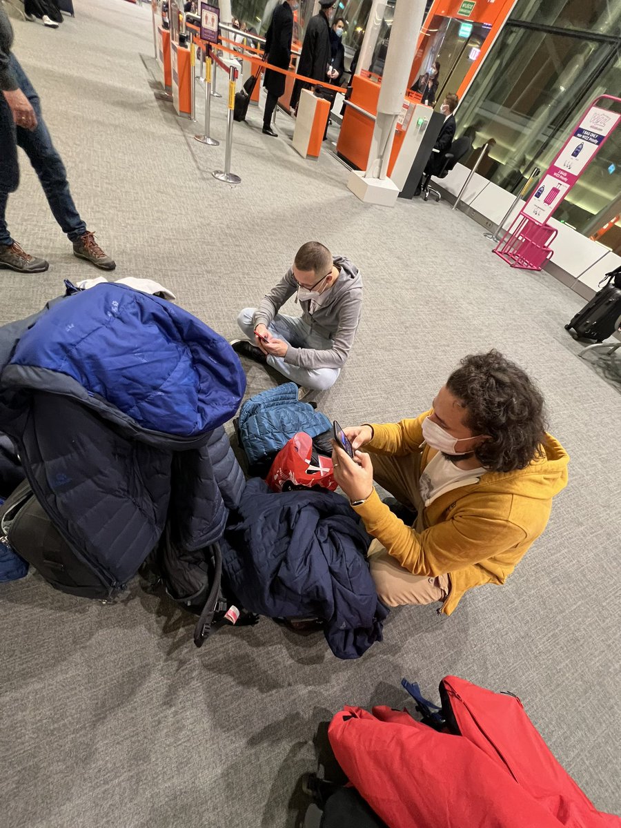 TMieczynski's tweet photo. @merkacper @ChopinAirport @lukasiktvn24 @WMarczyk @DominikFormela @skorzynski https://t.co/OyAXf2pe5H
