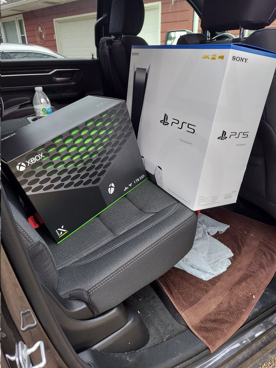 DanFarm11300096's tweet image. Boom! Thanks for the target heads up! Went in to pick up the ps5 this morning and this other guy was hanging out on the shelf calling my name