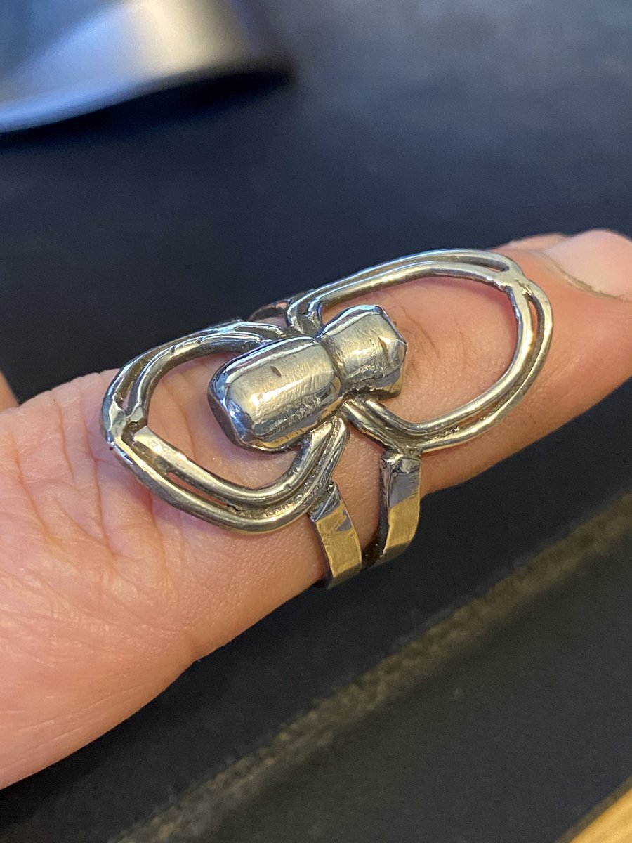 mikebatchelor54's tweet photo. Finally got this thing finished thanks to #rooksandroses for the soldering help! #spiderring #silverrings #handmade https://t.co/0YMxxQ17pH