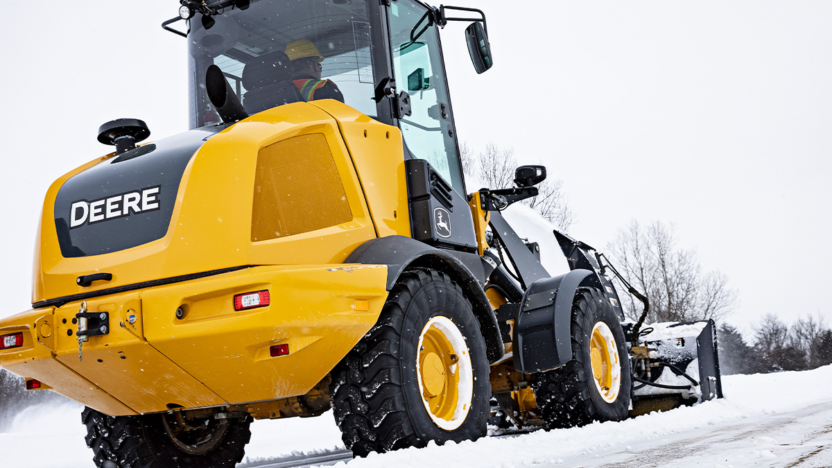 Brandt_CFMH's tweet photo. From skid steers to wheel loaders, Brandt has the compact equipment you need to stay productive and profitable this winter.
.
.
.
#brandt #brandtgroupofcompanies #compactconstructionequipment #johndeere #skidsteer #wheelloader #snow #snowremoval https://t.co/j9baa1vHgW
