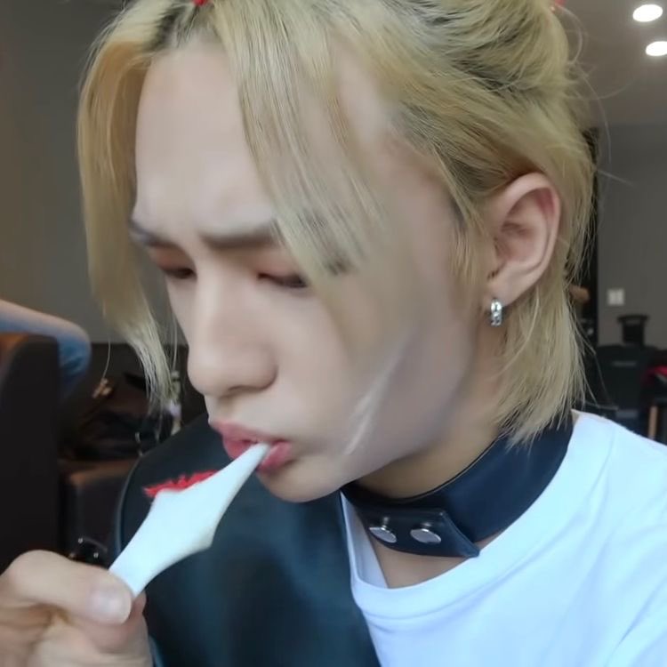 hyunkoo_'s tweet photo. https://t.co/vEYsgnZajg