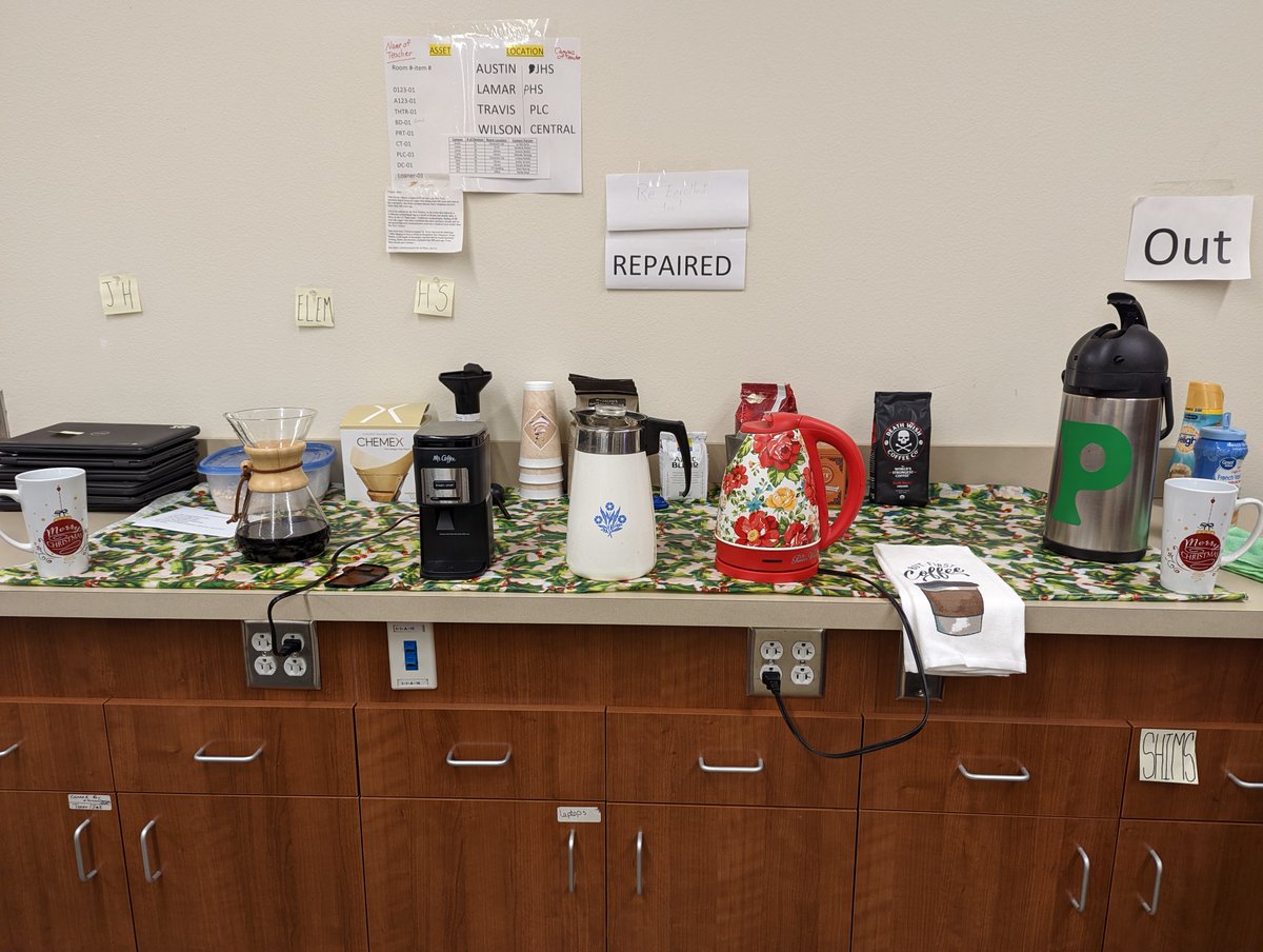 PampaisdTech's tweet photo. This morning we celebrated our annual Christmas Cookie &amp; Coffee Exchange. Cookies and Coffee made by our team! 

Special thanks to @travis_tigers for their delicious box of cookies they prepared for us!

Pampa ISD Technology wishes everyone a Merry Christmas and Happy Holidays 🎄 https://t.co/HJOL7DCvY6