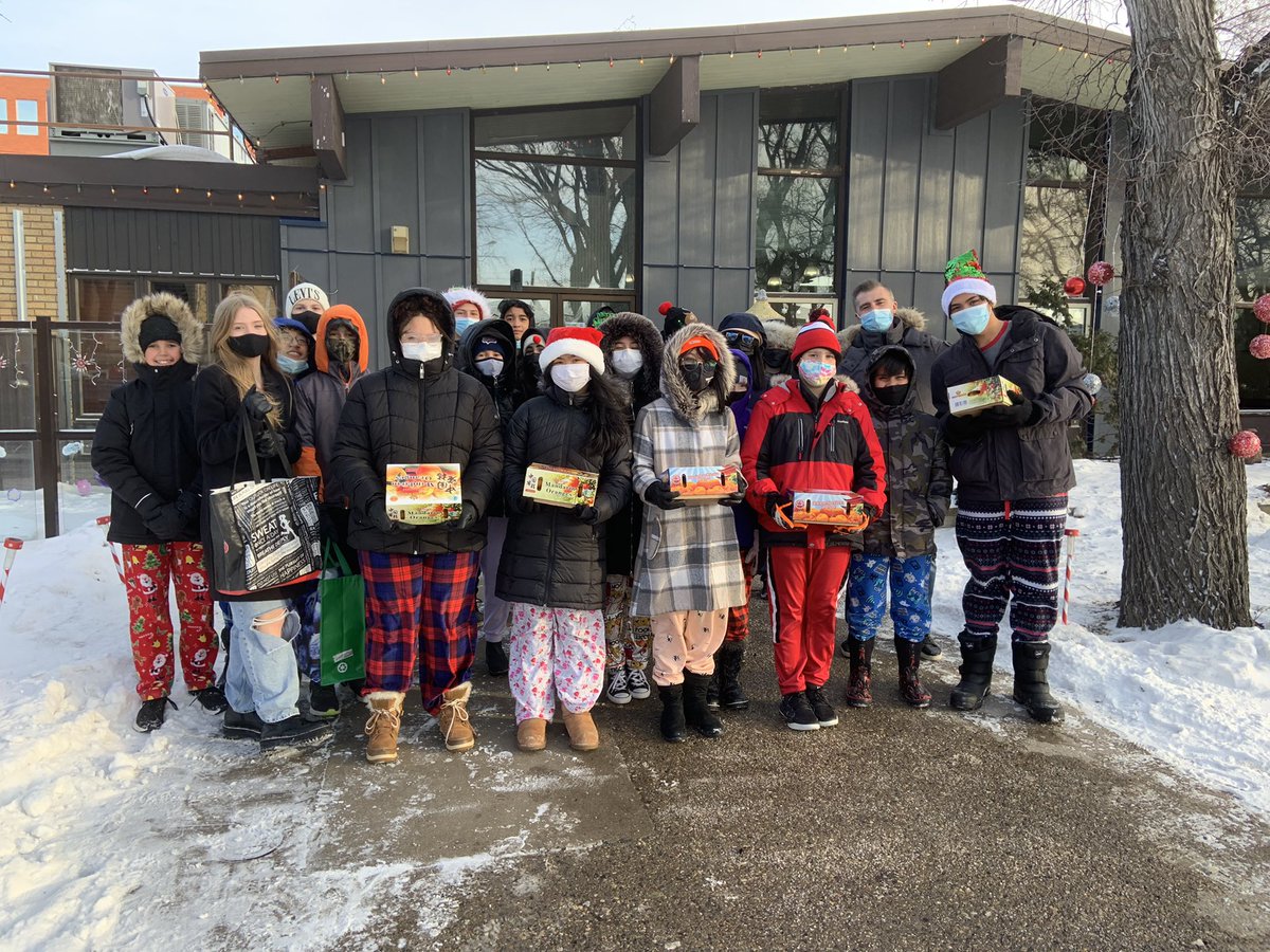 Rieger’sDaytimeFam🔥 tweet media