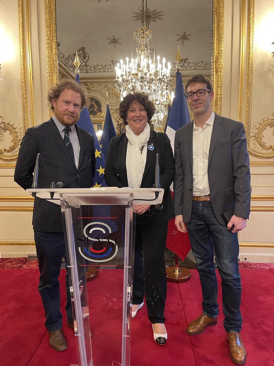 JocelyneGuidez's tweet photo. 🎯Très honorée d'avoir représenté Monsieur
@gerard_larcher, Président du Sénat à la cérémonie de Remise du Prix Littéraire de la Résistance.
👏M. Antoine de Meaux a reçu le prix pour #Miarka et M. Thomas Rabino a obtenu la mention pour #LaureMoulin : Résistante et sœur de héros https://t.co/EyeCdeGICE