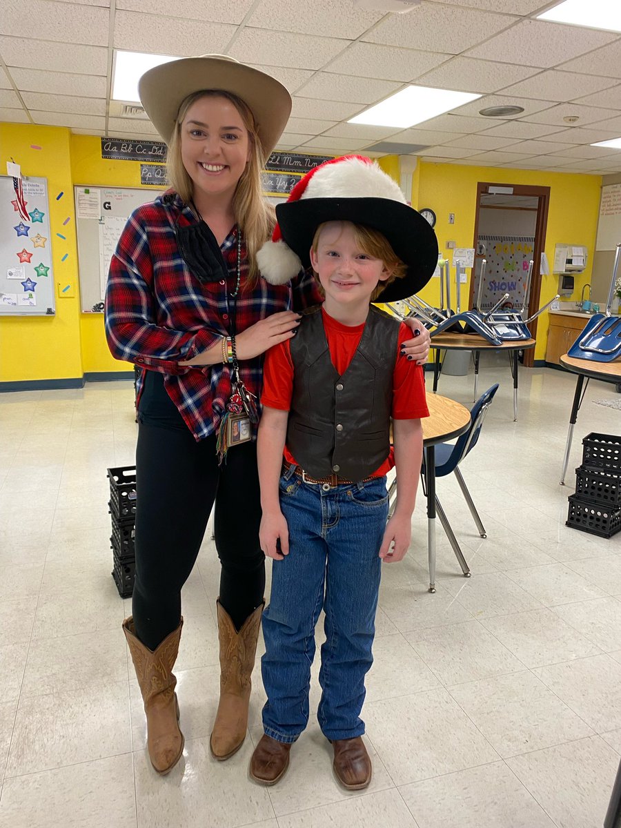 A Texas Christmas <a href="/Cambridge_AH/">🐴Cambridge Elementary AH</a> <a href="/AHISD/">Alamo Heights ISD</a> <a href="/Miss__Crane/">courtney crane</a> #4thgraderocks