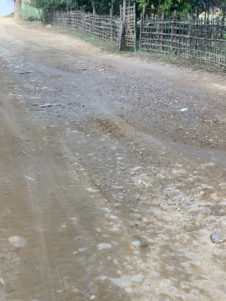 SchlauDIPTO's tweet photo. Tried Roadblock protest , tried putting details on #merisadak app @PIB_India @PIB_Guwahati  But no action taken
The road still in this dangerous condition &amp; the trucks are still doing illegal Quarry business. 
@SilcharToday @himantabiswa @DY365 @dccachar @BarakBulletin @PMOIndia https://t.co/mgX809Wb5Q