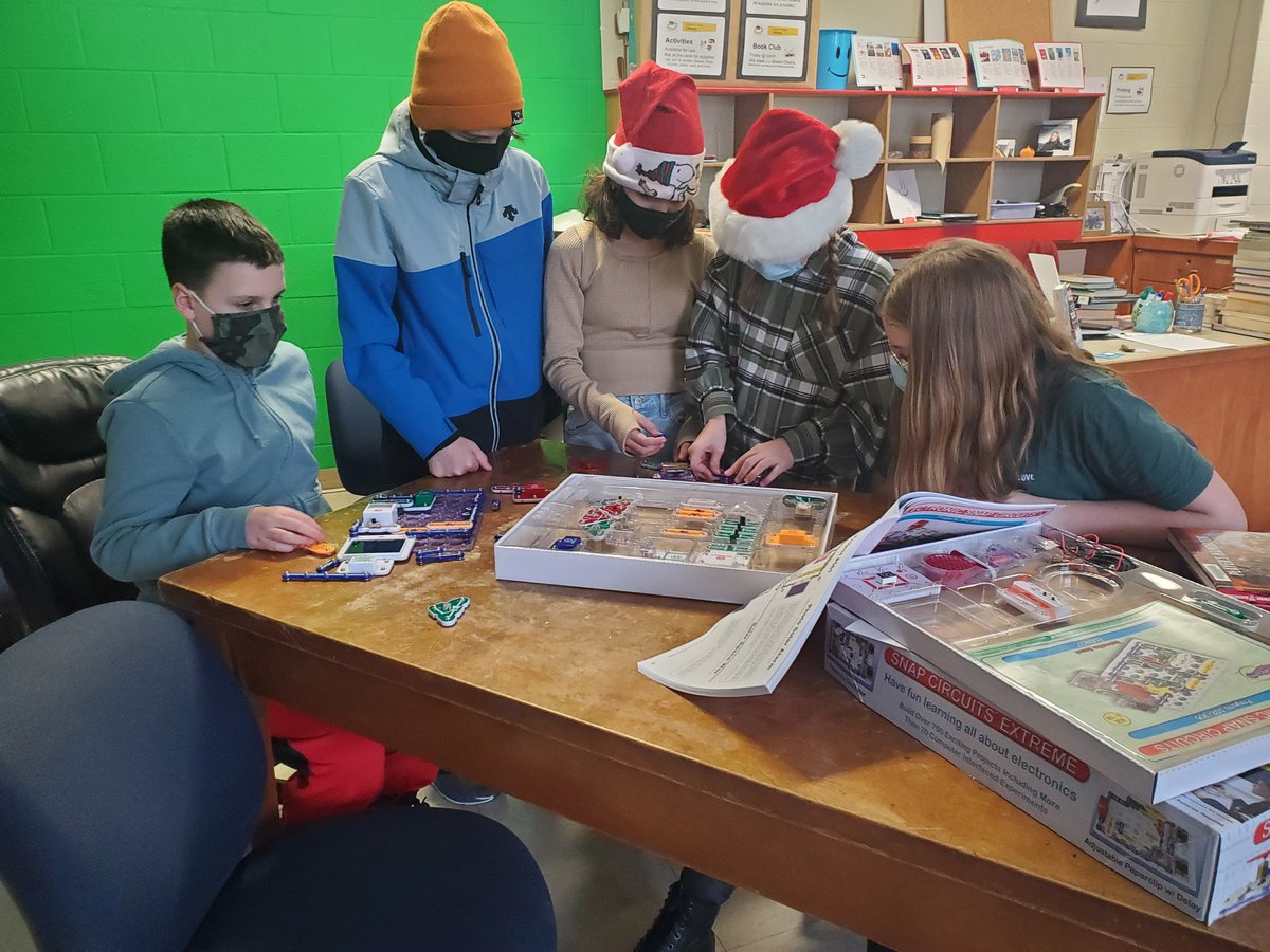 Stacey Bond tweet media