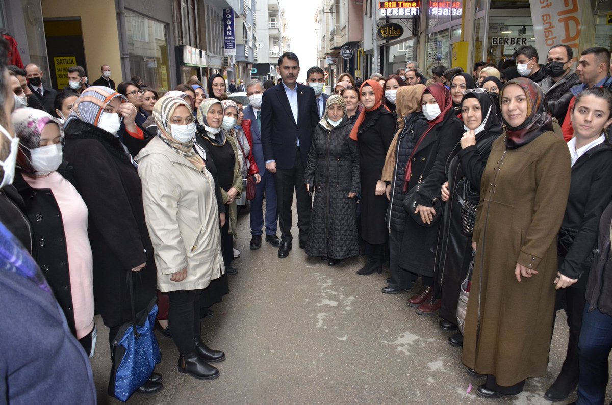BAKANIMIZ MURAT KURUM, İL BAŞKANLIĞIMIZDA…

Yol arkadaşlarımızla birlikte; Çevre, Şehircilik ve İklim Değişikliği Bakanımız Sn. Murat Kurum’u İl Başkanlığımızda ağırladık.

2023 hedeflerimizi konuştuk. Yatırımlarımızı ve projelerimizi değerlendirdik.