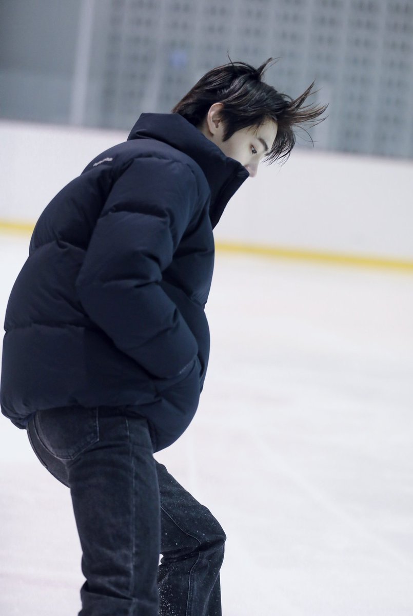 coldmemoris's tweet photo. [twıtter update 📸] 오늘 엔어클락 잘 보셨나요? 오랜만에 타니까 재밌네요!⛸️ https://t.co/ggBsMl3EUm