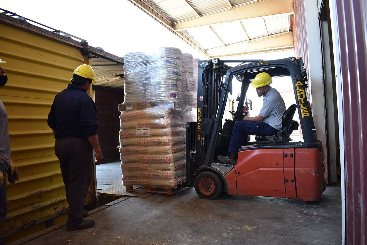 agenciasanluis's tweet image. Continúa el envío de cargas industriales por tren entre San Luis y Buenos Aires.
Más información ➡️ bit.ly/LogísticaCargas
#LogísticaSanLuis