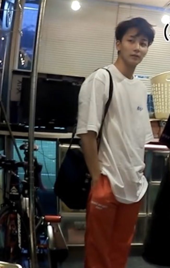 후배랑마라탕먹으러가서하는말
너마라땅이왜마라탕인지아냐
넵아뇻!
마라땅이란게마랴..마라탕의256년역사줄줄이읊고우와선배식품공학과복전이라더니후와와..하면파하핫웃고애들한테알려주고다녕
네넵섬배진짜멋져여
집가서찾아보니개소리