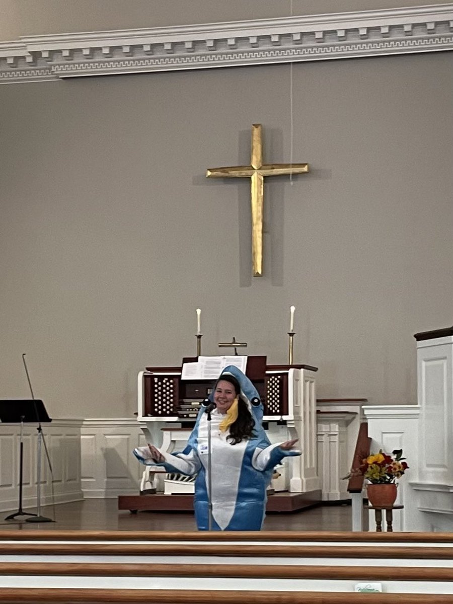 KaeleyMcEvoy's tweet photo. Other duties as assigned means so many things today. Proud of advocates like my bud @kelsey_herbert dressing for the future we want! (#HolyRecovery) and that time I dressed like a shark at @WestmorelandUCC. What should we dress up as next? #CustomsForJustice https://t.co/xSvcw0m6ta
