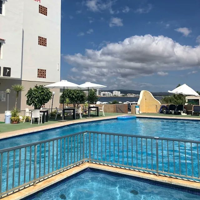 relishibiza's tweet photo. If time travel was possible, we would pop back to Relish for a lovely summers day, to sip on House Cocktails, and work our way through the World Tapas menu.
#timetravel #summersday #summer #travel #relishibiza #relish #ibiza #housecocktails #worldtapas #tapas #relishtapas https://t.co/Dt4YUcXEu7