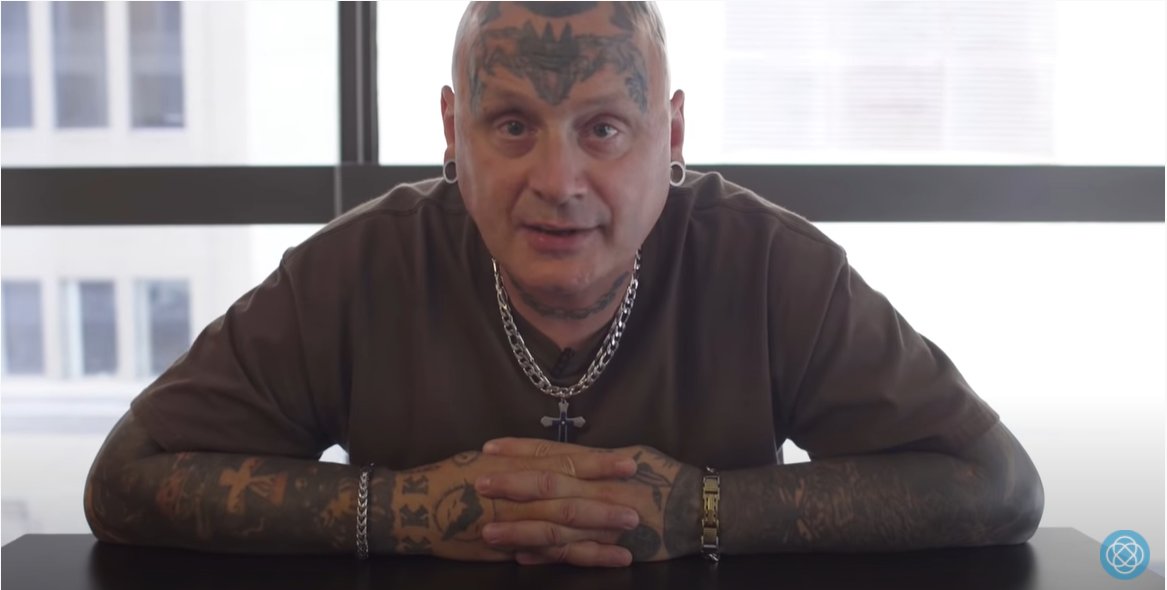 Watch our short film "I Was Wrong" produced in 2018, which shows that people facing or have faced radicalization can get a second chance and become #agentsofchange ➡️ bit.ly/3GQxxWn