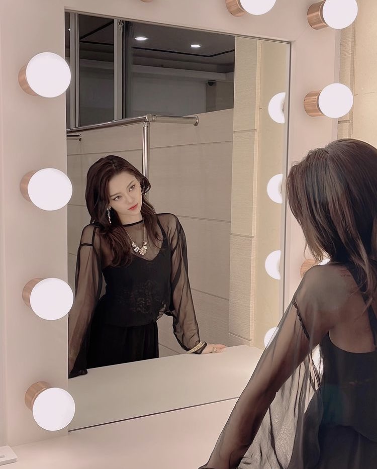 AleXa / Hiatus (@zbalexaa) on Twitter photo 