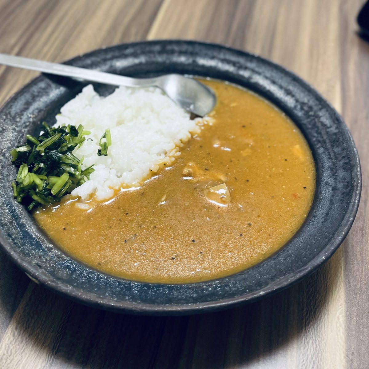 hzm_ism's tweet photo. 2食連続食べちまった。

#おうちカレー https://t.co/cllBfc2t7m
