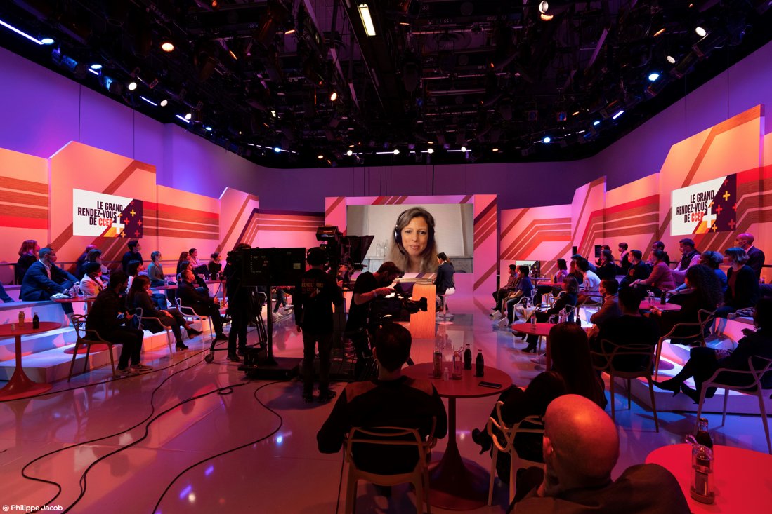 Coca-Cola France (@cocacolafr) on Twitter photo La Convention <a href="/CocaColaEP_FR/">Coca-Cola EP France</a> vient de s'achever !
4h d'ITWs, des reportages, des surprises… L'objectif ? Rassembler tous nos collaborateurs de France pour leur communiquer ce que nous réservent les marques en 2022.
Merci aux équipes qui ont travaillé sur cette édition 2021 ! La Convention <a href="/CocaColaEP_FR/">Coca-Cola EP France</a> vient de s'achever !
4h d'ITWs, des reportages, des surprises… L'objectif ? Rassembler tous nos collaborateurs de France pour leur communiquer ce que nous réservent les marques en 2022.
Merci aux équipes qui ont travaillé sur cette édition 2021 !