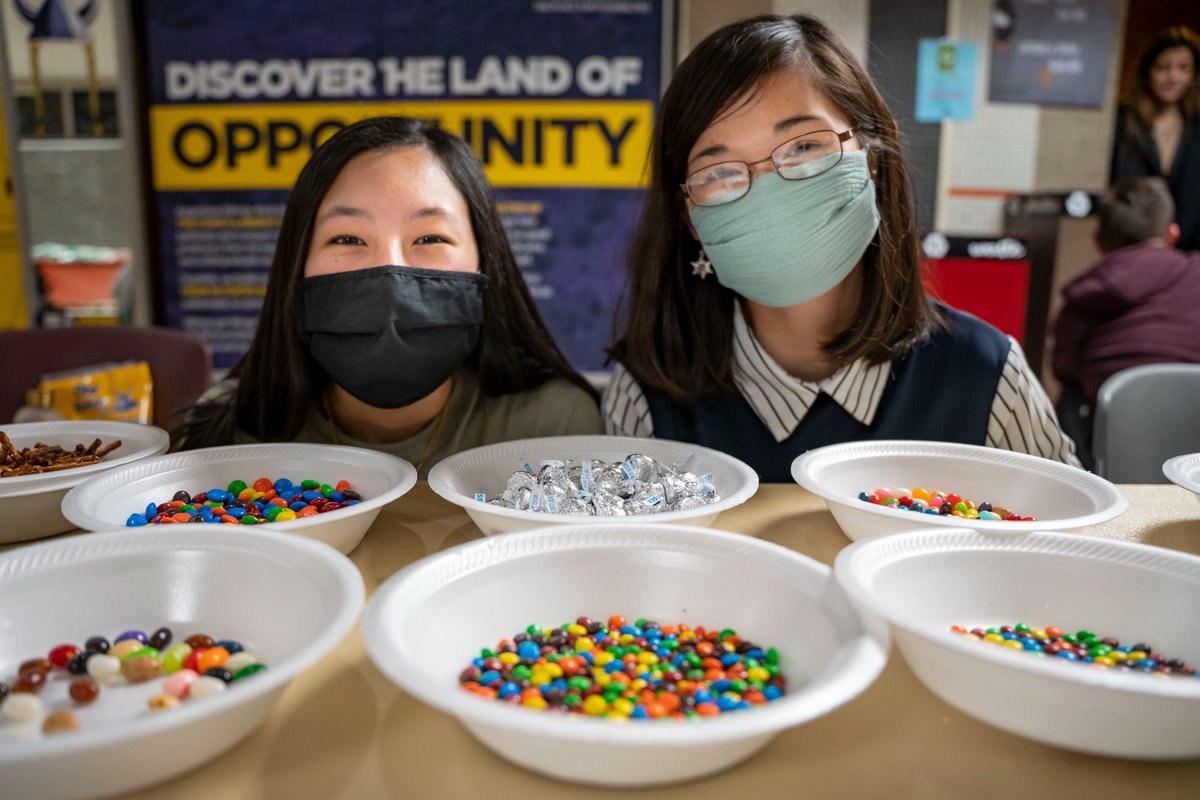 🐶 Therapy dogs  
🍪 Cookie decorating  
🎰 Casino games 
🎁 Prizes!  

Coordinated by <a href="/WelcomeVikings/">AU Student Engagement</a>, Semester Shutdown is an annual tradition that provides stress-relieving activities for students prior to final exams. 

More: Bit.ly/SemesterShutdo… | #WeAreAU