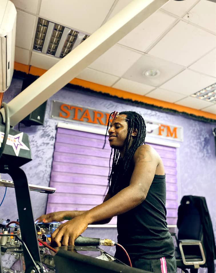 TheTurnUpGh's tweet photo. Tomorrow, FRIDAY night Radio will be epic!🔥🔥🔥
Tune in to @Starr1035Fm at 8pm sharp and lets get active 🚨🚨🚨 https://t.co/4OlKLGSBr8