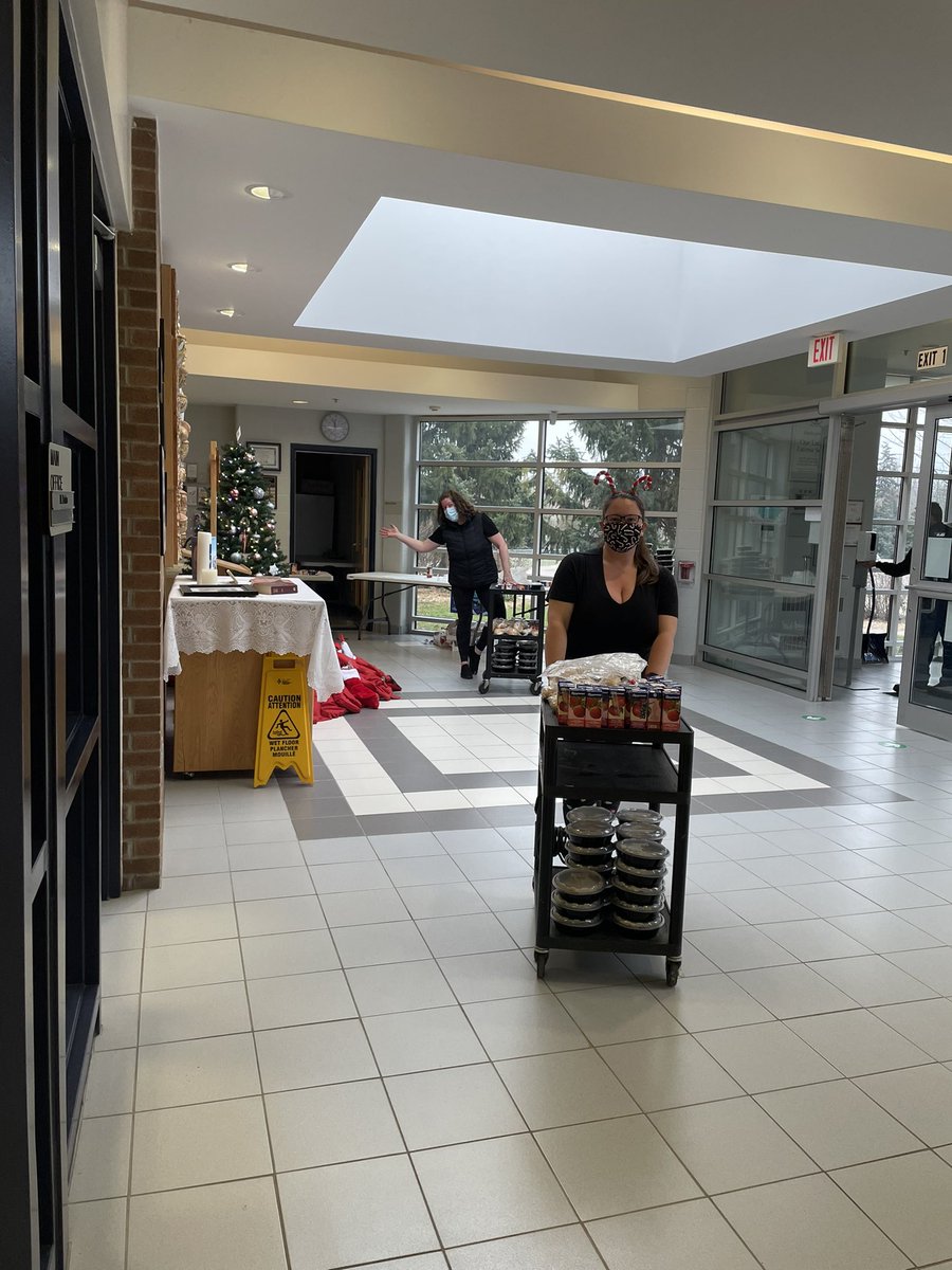 Our Lady of Fatima tweet media