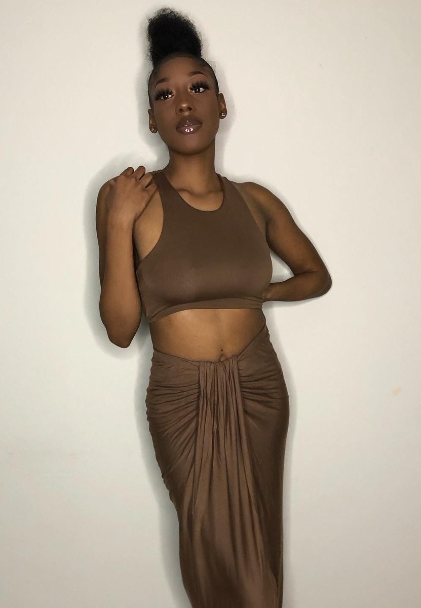 thatsso_lyssa's tweet photo. chocolate 🧸🤎 https://t.co/YKPUZsBGug