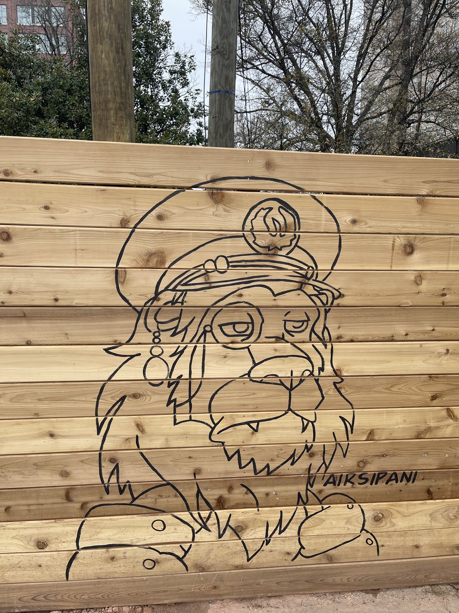 Hey <a href="/LazyLionsNFT/">Lazy Lions 👑</a>, Henny going up at the new <a href="/FetchParkAtl/">Fetch Park</a> in buckhead.