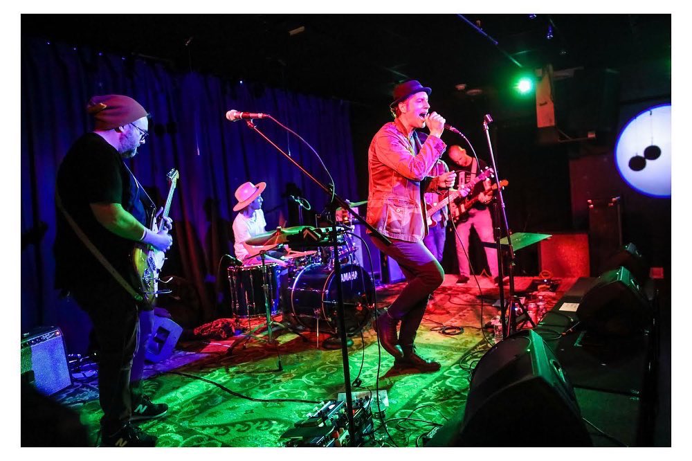 talonsofspring's tweet photo. 📸 @emilybodley  @suntikistudios #portland #mainemusic #indierock #spokenword #psychedelic #rocknroll #livemusicphotography #livemusicvenue https://t.co/pe0ah0eHre https://t.co/obbJIAwYb7