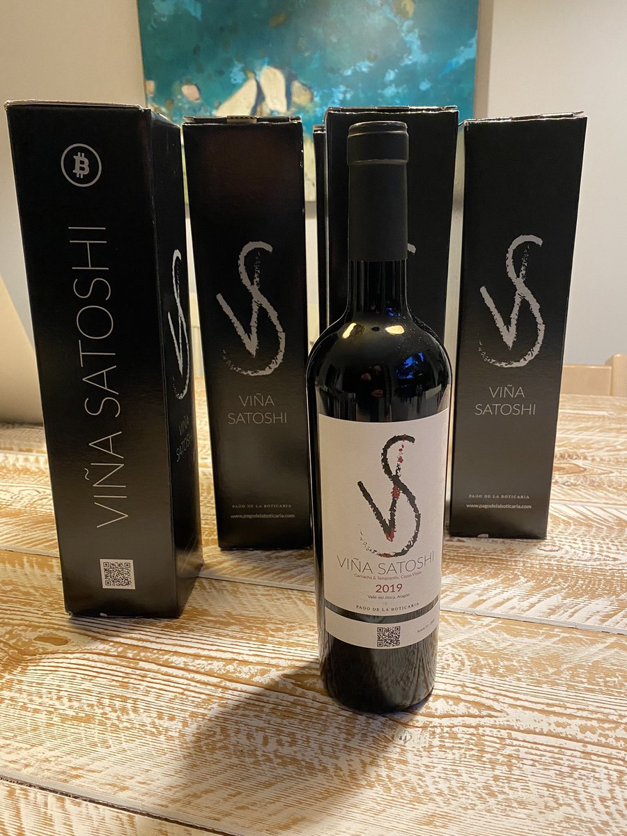 Molina_Jorda's tweet photo. Últimamente no dejo de disfrutar de todo lo que se hace en el ecosistema #Crypto. Tomo café de @EthicHub, ahora vino de @VinaSatoshi y me meto en todos los fregados que puedo. Que gusto disfrutar de este ecosistema ! 

#bitcoin https://t.co/oMi7LmXY2L