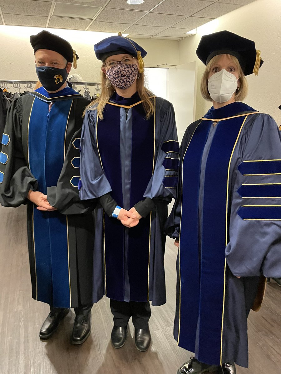 SciDeanKaufman's tweet photo. In the locker room with the platform party, getting ready for the big game! #sjsu21 #sjsu2021 #sjsuscience https://t.co/84ncJLSbxO