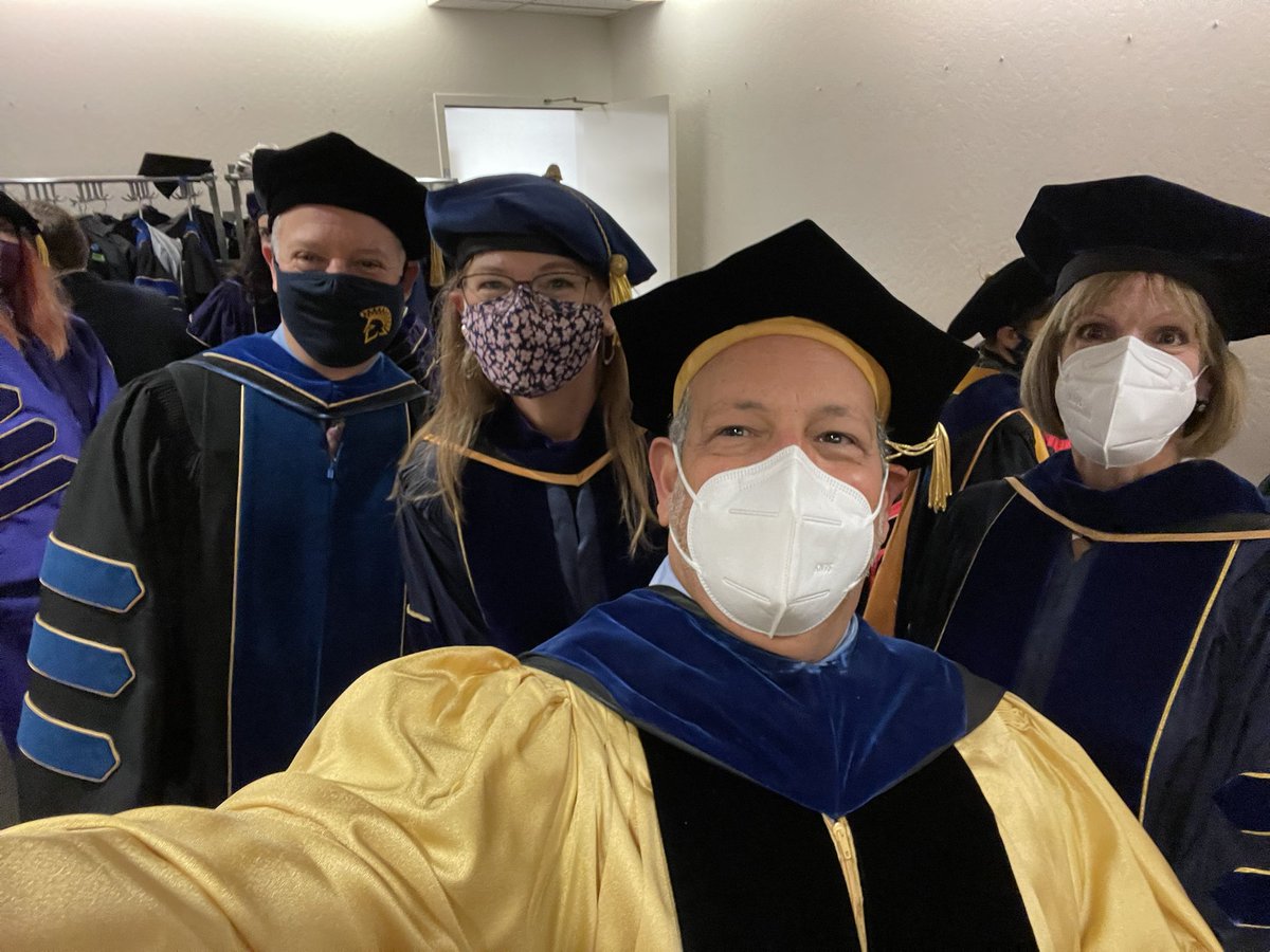 SciDeanKaufman's tweet photo. In the locker room with the platform party, getting ready for the big game! #sjsu21 #sjsu2021 #sjsuscience https://t.co/84ncJLSbxO