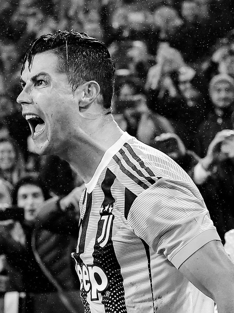 Ari17ii's tweet photo. 🗣️ I never lost anyone I needed, the real ones still around.

Cristiano Ronaldo 🐐
#UCL #CristianoRonaldo #Cristiano #Ronaldo @Cristiano #GOAT #CR7 https://t.co/9nTrNe4WxD