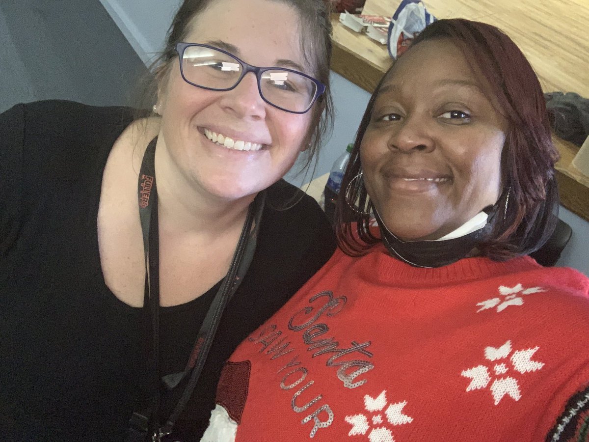 JBrothe43871624's tweet photo. Had an awesome time out delivering the @TycoSchools holiday gifts to all the staff in the district today! #thislady #oneofmyfavorites https://t.co/3ngOHQDLBR