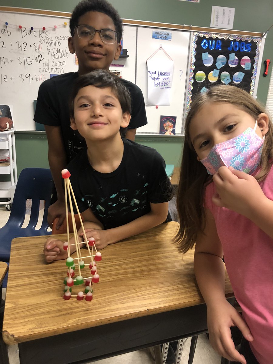 ms_holder5's tweet photo. Oh, Christmas tree! Using our STEM skills today to build the tallest tree that could withstand shaking. https://t.co/h8U23EWjaE