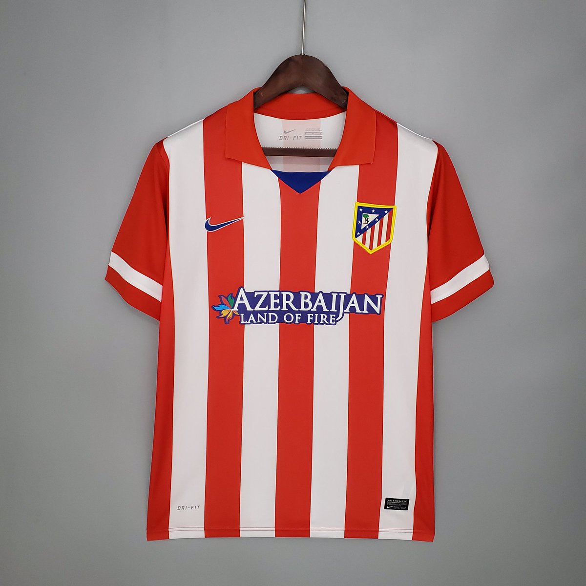91minutosAtleti's tweet photo. ¡SORTEO NAVIDEÑO! 🎄🥳
Sorteamos una de estas dos camisetas (a elegir) a una de las personas que cumpla solamente los siguientes requisitos:
- Dar RT al tweet
- Seguir la cuenta de @91minutosAtleti y @DeporteParaiso 

El ganador se dará el día 30/12/21
¡Mucha suerte a todos! https://t.co/byWwH2TT5O