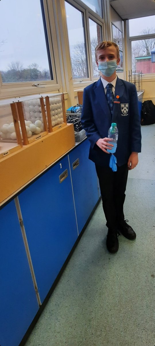 Year 8's made a lung model with balloons and used their model to explain to the class what happens to our body during breathing 🫁🎈