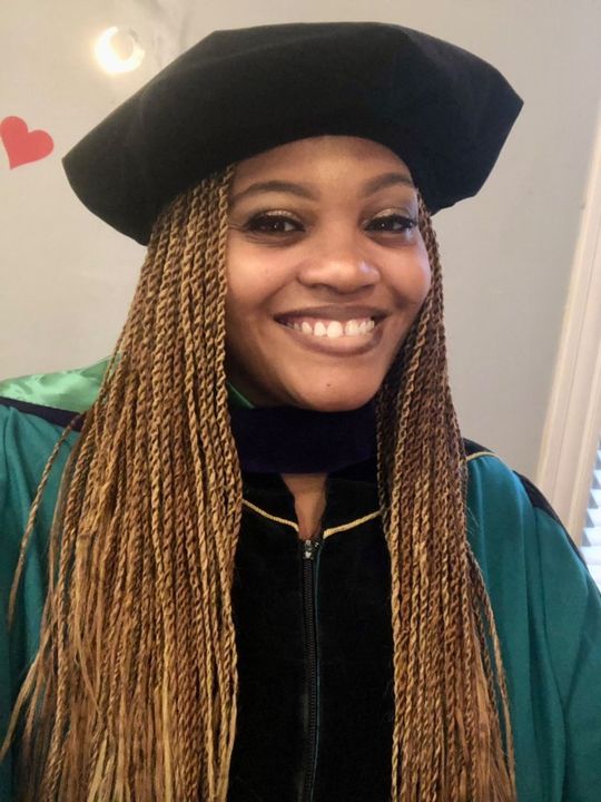 HarrisStowe's tweet photo. HSSU ALUM UPDATE 

Shannon Johnson graduated from Harris-Stowe State University May 12, 2018. She recently graduated from Washington University school of Law with her Master’s degree. 

Congratulations!
#HSSUALUMUPDATE #HSSUismyHBCU #LegaciesHappenHere https://t.co/DwuKat2owP