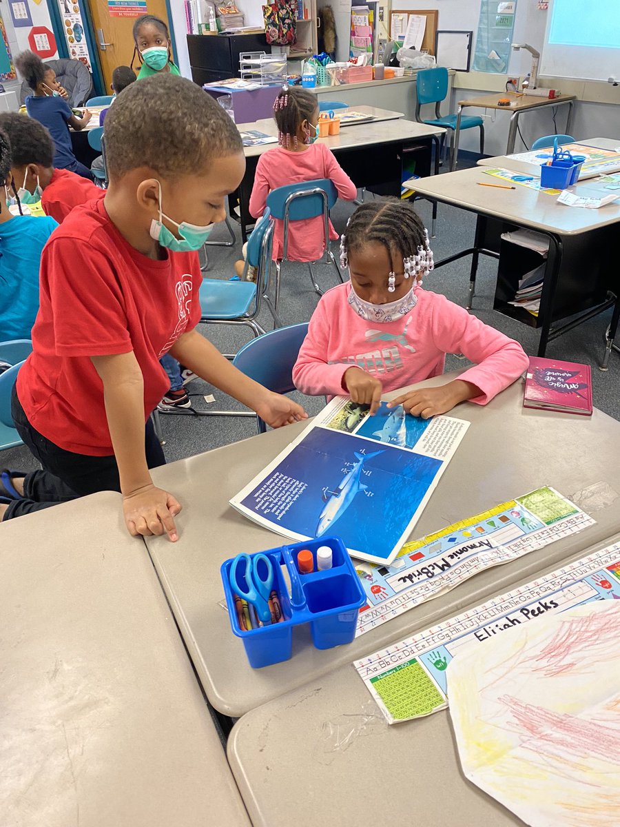 ccs_mrsspacc's tweet photo. Today in 2nd grade, students explored an informational text on sharks with their partners! They worked together to identify the different text features and explored Author’s Purpose! #clintondale #parker https://t.co/KOMrFvB5ZB