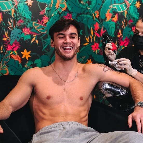 seanandcorey's tweet image. Happy 22nd Birthday to my favorite set of twins. I really miss hearing their laughs!! I love you guys and hope they have an amazing birthday