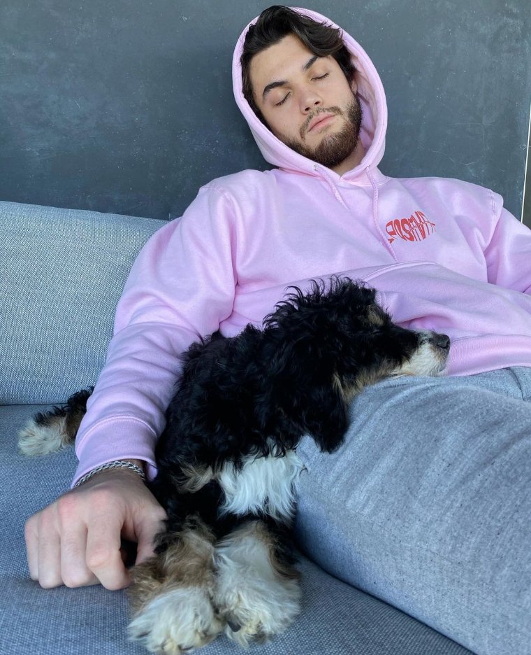 seanandcorey's tweet image. Happy 22nd Birthday to my favorite set of twins. I really miss hearing their laughs!! I love you guys and hope they have an amazing birthday