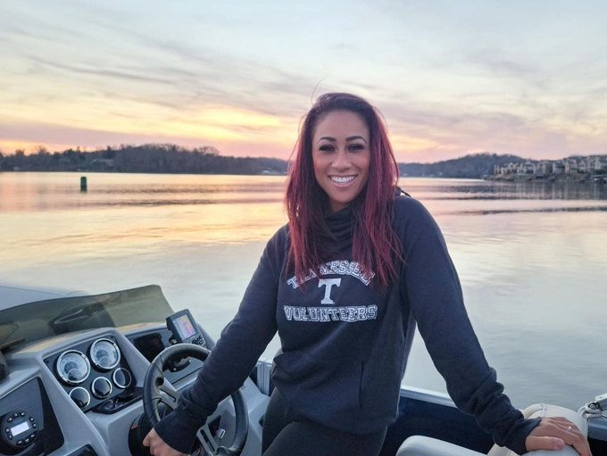 🥰 Chasing Sunsets 🌅 Can't believe how warm it was today in the middle of December! https://t.co/ERwX<a href="/tag/neversettle"class="tags"><span>#neversettle</span></a><a href="/tag/thursday"class="tags"><span>#thursday</span></a><a href="/tag/vibes"class="tags"><span>#vibes</span></a>