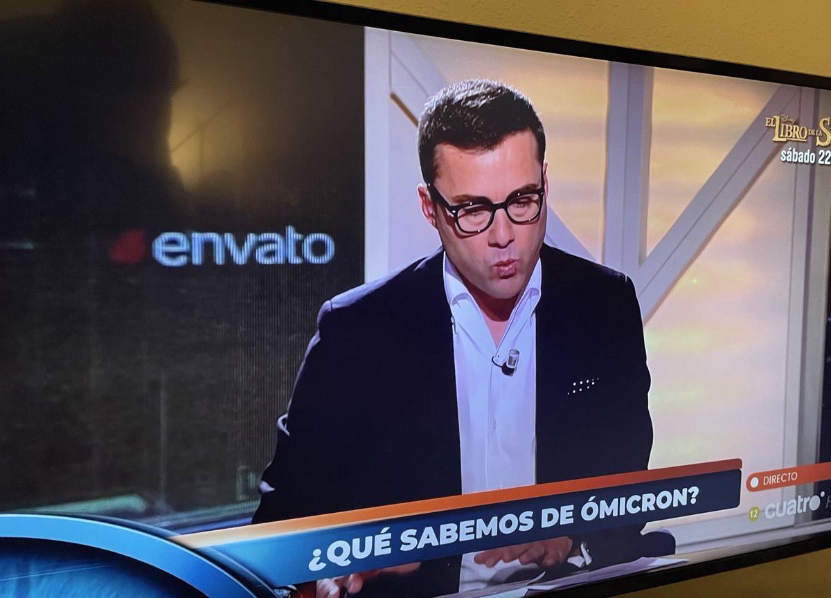 damnaloi's tweet photo. Que sabemos de Ómicron?Que se nos olvida cambiarle el logo a la plantilla. #Omicron https://t.co/8NSNuSmxkU