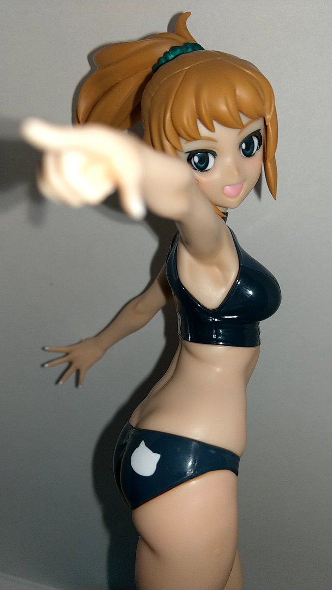 発売当時に買ったまま放置してたFigure-rize LABOのフミナパイセンをここ数日作り始めてやっと完成( 'ω`)ええケツしとる… 