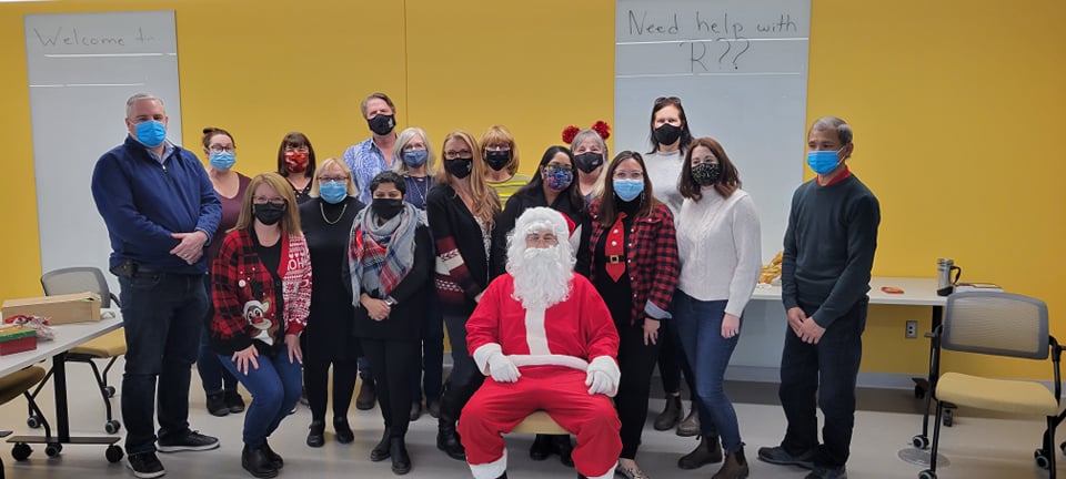 humans_MUNBIOL's tweet photo. Santa made a visit to Biology! Naughty or Nice list? hmmmmm..... https://t.co/fZQ89Zk54W