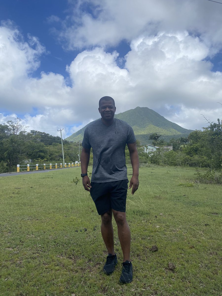 ciomail's tweet image. Hanging out in St Kitts - Nevis