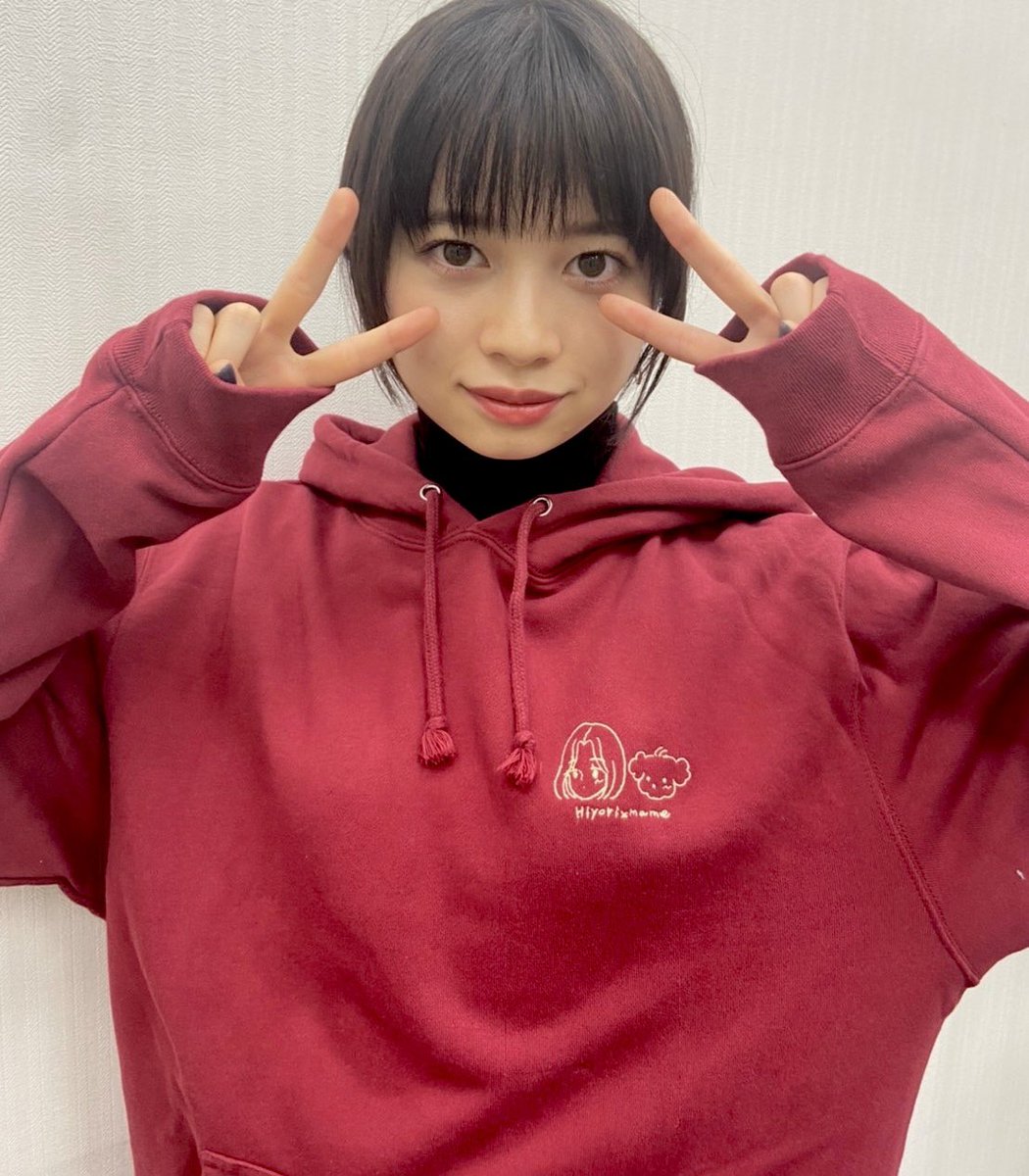 桜田ひより 2022年カレンダーブック発売イベントまで、あと2️⃣日