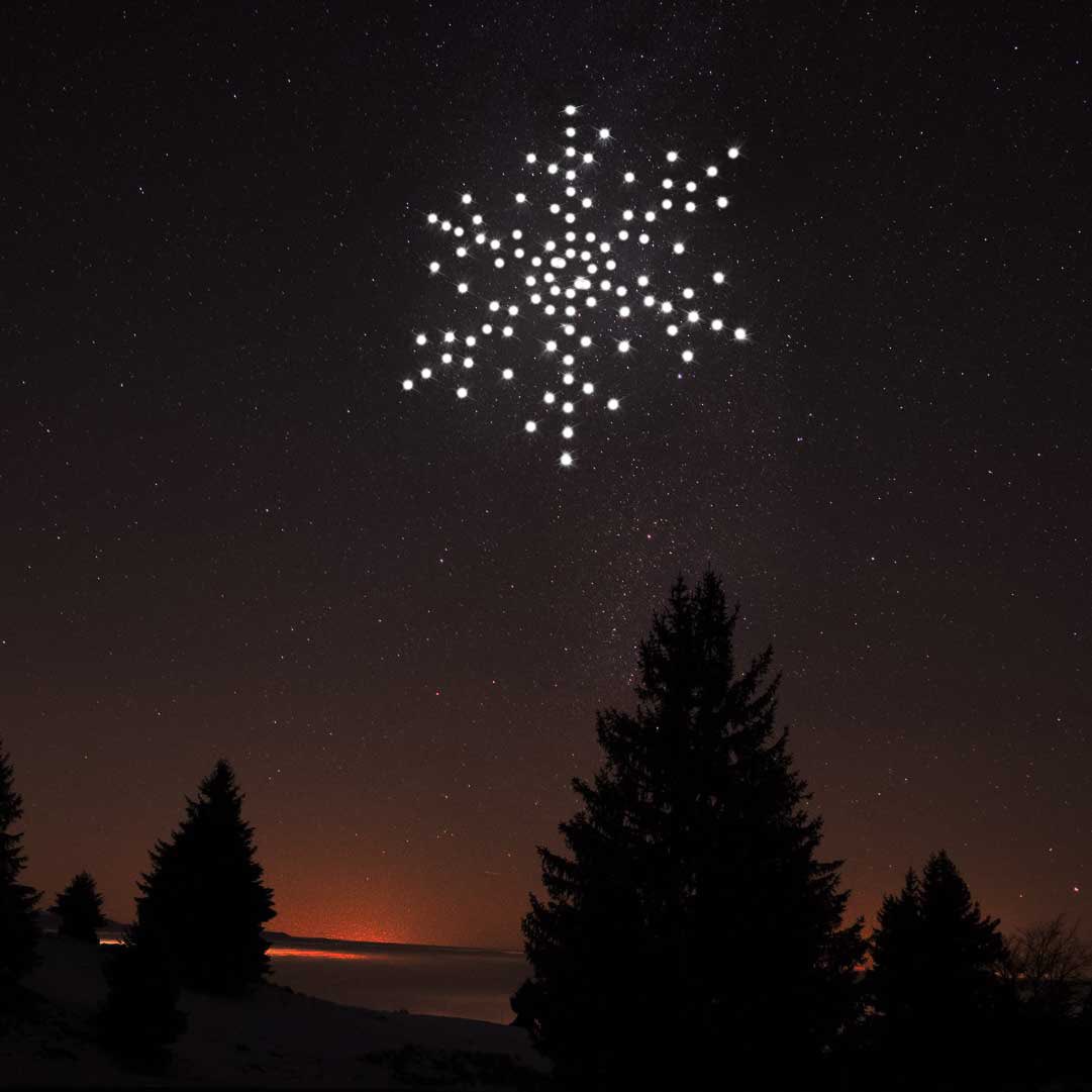 ¡Todo el equipo de #Exodronics quiere desearte Feliz Navidad! En Asia, los #dronelightshows se ven más que en ningún otro lugar. Pero aquí tenemos a nuestros amigos de <a href="/flockdroneart/">Flock Drone Art</a> decorando los cielos con hermosos espectáculos de luces y sonido con drones.🎅🏻 ¿Qué te parece?