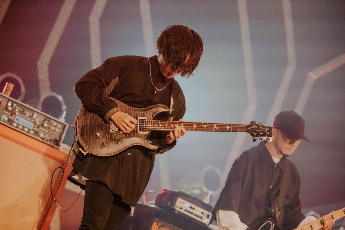 kenken_keeen's tweet photo. "STRIVE" for BUDOKAN Tour 2021 FINAL
最初で最後になったZepp Tokyo公演
今年のライブ納めに相応しい
集大成のライブでした🎉
いよいよ武道館が迫ってきた!
音作りだったり、プレイだったり
さらにアップデートしていくぞ!
#PassCode_STRIVEForBudokan
#ZeppTokyo https://t.co/PffmLyloaf