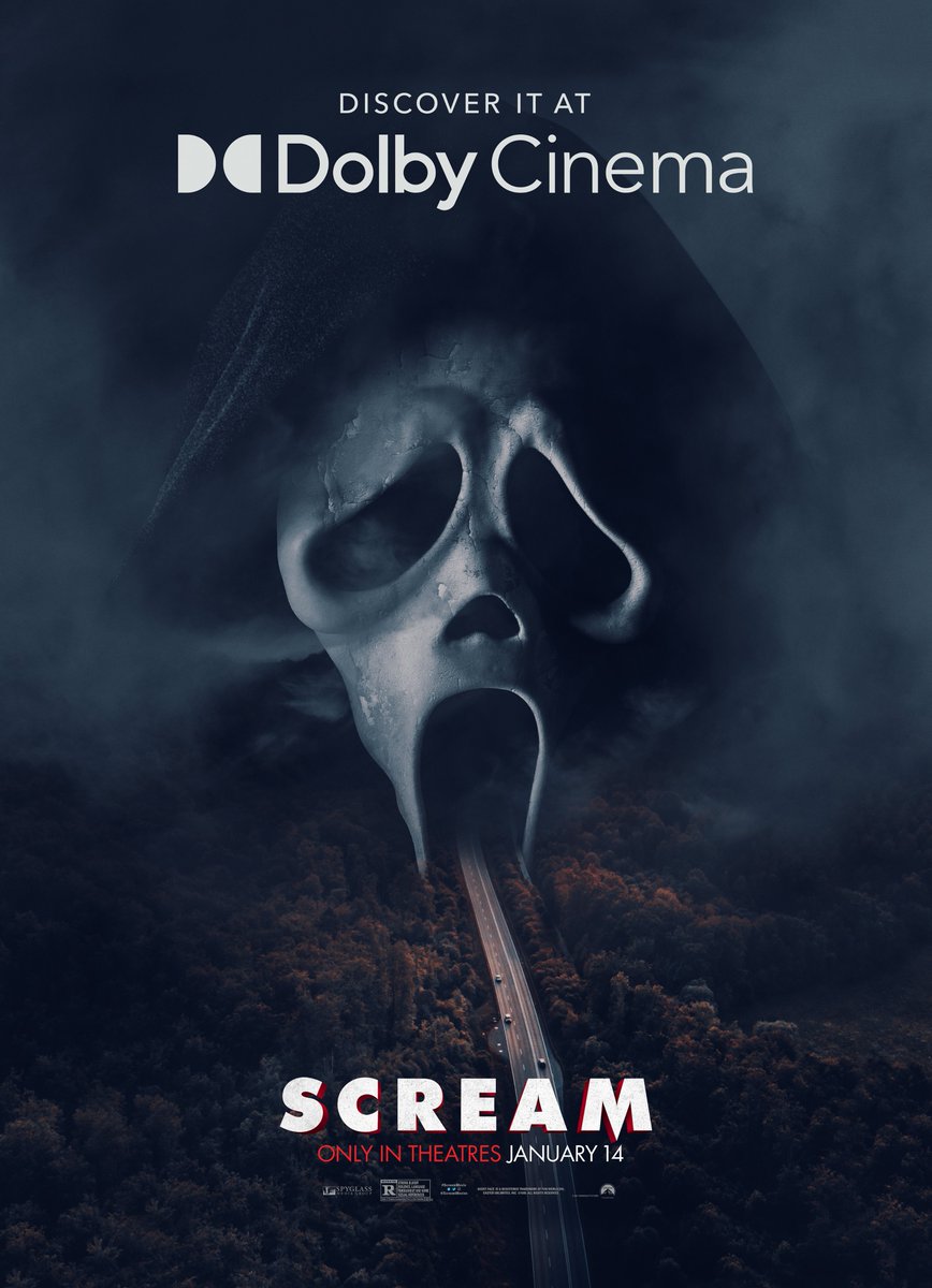 Beyond thrilled to unveil my official @dolby poster for the upcoming #Scream. Thank you to @ParamountPics for letting me be a small part of my favourite franchise. And a BIG thank you to everyone who liked, shared and dug my original poster!🙏 #12ScreamsForTheHolidays https://t.co/mysOccIrIK.