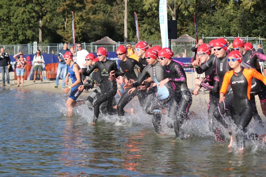 NTB Nieuwsbrief 2021-47: Kalender Jeugd- en Juniorencircuit bekend - mailchi.mp/triathlonbond/…