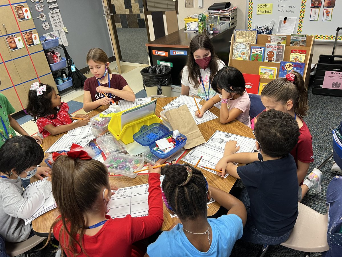 We love our kinder buddies! Thanks for having us <a href="/KindergartenWu/">YiChing Wu</a>! <a href="/TWEHowl/">Tom Wilson Elementary</a>